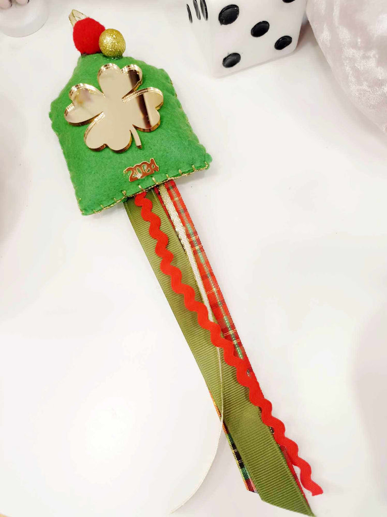 Χειροποίητο Γούρι  Τσόχινο Σπιτάκι.  (~30cm)  Γ047000