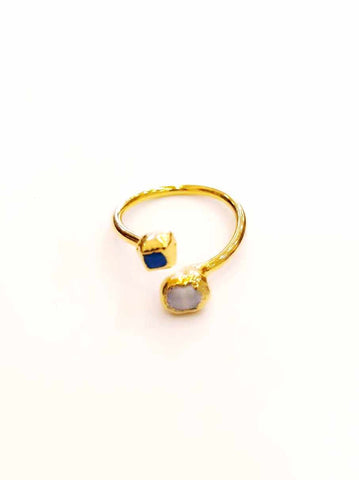 Δαχτυλίδι Χειροποίητο Σφυρήλατο με δεμένο ημιπολύτιμο λίθο και πέρλα (ρυθμιζόμενο μέγεθος) Δ065000