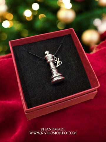 Χειροποίητο κολιέ γούρι Βασιλιάς Κ252000