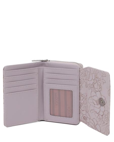 Πορτοφόλι DOCA σε λιλά χρώμα με ιδιαίτερη υφή, φλοράλ τύπωμα και κλείσιμο με καπάκι. ΤΠΠ505000