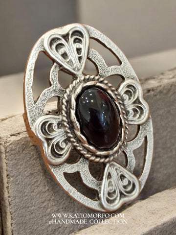 Χειροποίητο έθνικ δαχτυλίδι ζάμακ σε ρυθμιζόμενο μέγεθος Δ284000