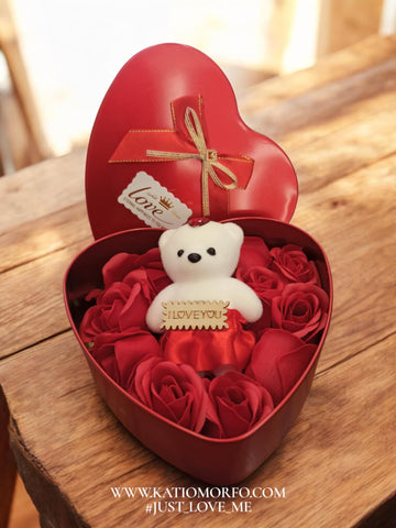 Μεταλλικό Κουτί Καρδιά με 10 Τριαντάφυλλα & Αρκουδάκι
