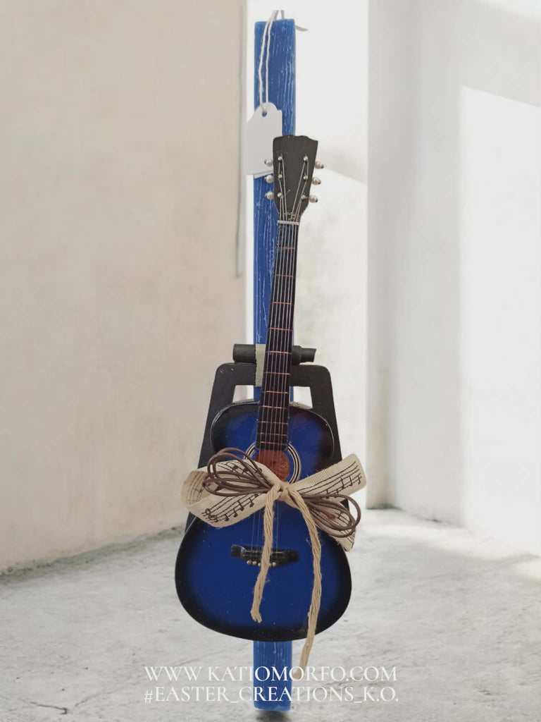 Χειροποίητη αρωματική Λαμπάδα με ξύλινη μινιατούρα κιθάρα Λ26008000