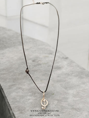 Χειροποίητο κολιέ κλειδί του σολ σε ασήμι 925°. Κ284000