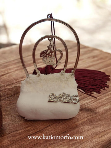 Χειροποίητο Γούρι '26 γλυπτό σε πέτρα XM404000