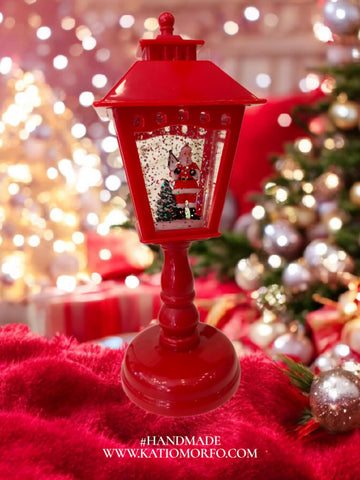 Φανάρι με Χριστουγεννιάτικη Παρασταση σε εντυπωσιακό μέγεθος με Μουσική , Φως και Χιόνι (λειτουργεί με ρεύμα & μπαταρίες)! περίπου 20cm.  XM410000