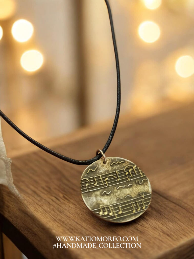 Χειροποίητο κολιέ πεντάγραμμο. Κ272000