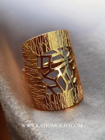 Δαχτυλίδι από Ατσάλι σε καλλιτεχνικό σχέδιο - ρυθμιζόμενο μέγεθος Δ273000