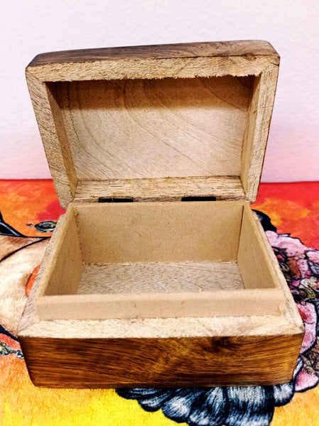 Χειροποίητο ξύλινο Κουτί με ρετρό παράσταση